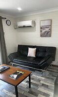 Emu Beach Chalets