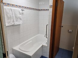 Emu Beach Chalets