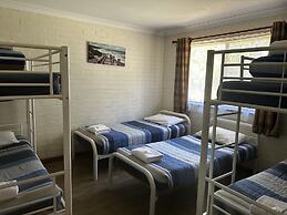 Emu Beach Chalets