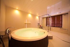 Kikunan Onsen UBL Hotel