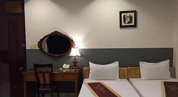 Sunny B Hotel