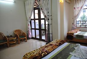Sunny B Hotel