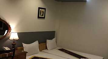 Sunny B Hotel