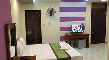 Sunny B Hotel