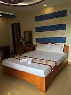 Sunny B Hotel