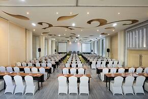HARRIS Hotel & Residence Sunset Road Bali