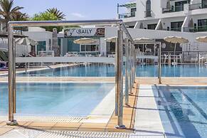 Club Del Carmen