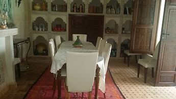 Riad Alida