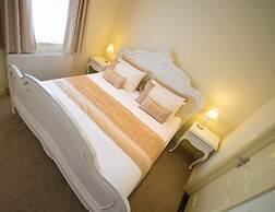 Heath Cottage Hotel