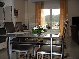Kyknos De Luxe Hotel