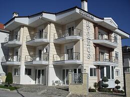 Kyknos De Luxe Hotel