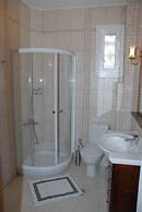 Kyknos De Luxe Hotel