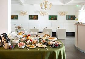 Al Mirador Resort