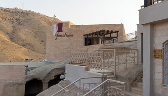 Petra Guest House