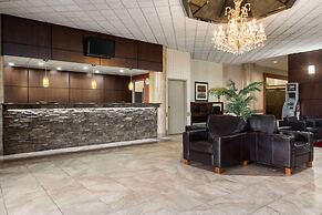 Travelodge by Wyndham Lloydminster