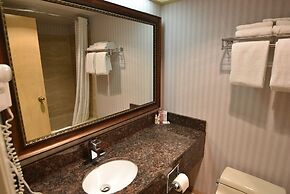 Travelodge by Wyndham Lloydminster
