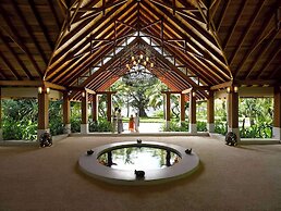 Dusit Thani Maldives