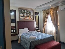 Constantia Manor Guest House