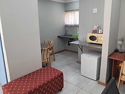 Constantia Manor Guest House