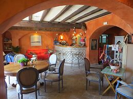 Casa Henrietta