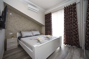 D&D Apartments