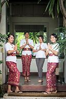 Chandra Bali Villas