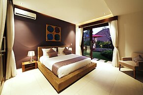 Chandra Bali Villas