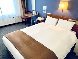 Tokyo Plaza Hotel