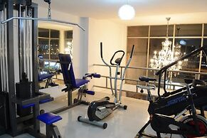 Hotel Calima Real
