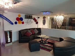 Hotel Calima Real