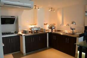 Hotel Calima Real