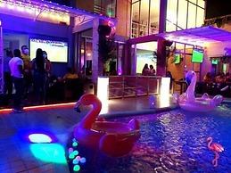 Hotel Calima Real
