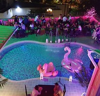 Hotel Calima Real