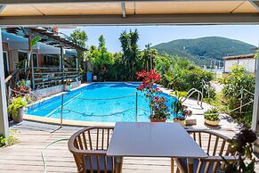 Hotel Grand Nefeli