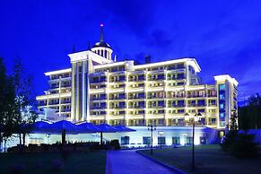 M'Istra'L Hotel & SPA