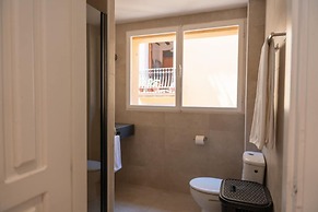 Rambla de Mar Apartments by Blossom Hotels