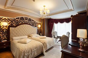 Ottomans Life Hotel S Class
