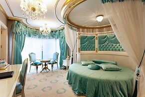 Ottomans Life Hotel S Class