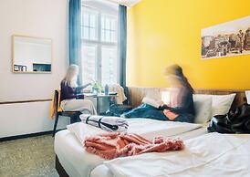Three Little Pigs Hostel Berlin