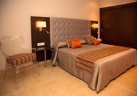 Hotel Y Apartamentos Quinto Cecilio