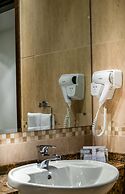 First Central Hotel Suites