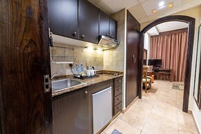First Central Hotel Suites