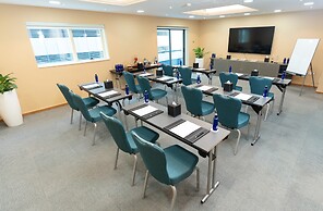 First Central Hotel Suites