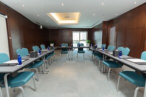 First Central Hotel Suites