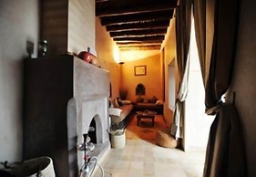 Riad Asna
