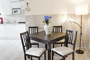 Royal Court Apartments