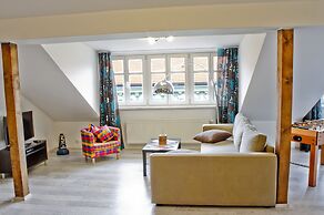 Royal Court Apartments