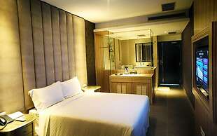 White House Beach Hotspring Resort