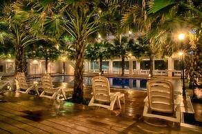 White House Beach Hotspring Resort