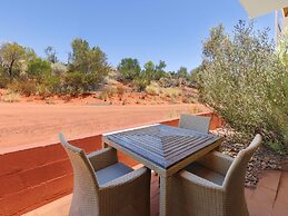 Emu Walk Apartments